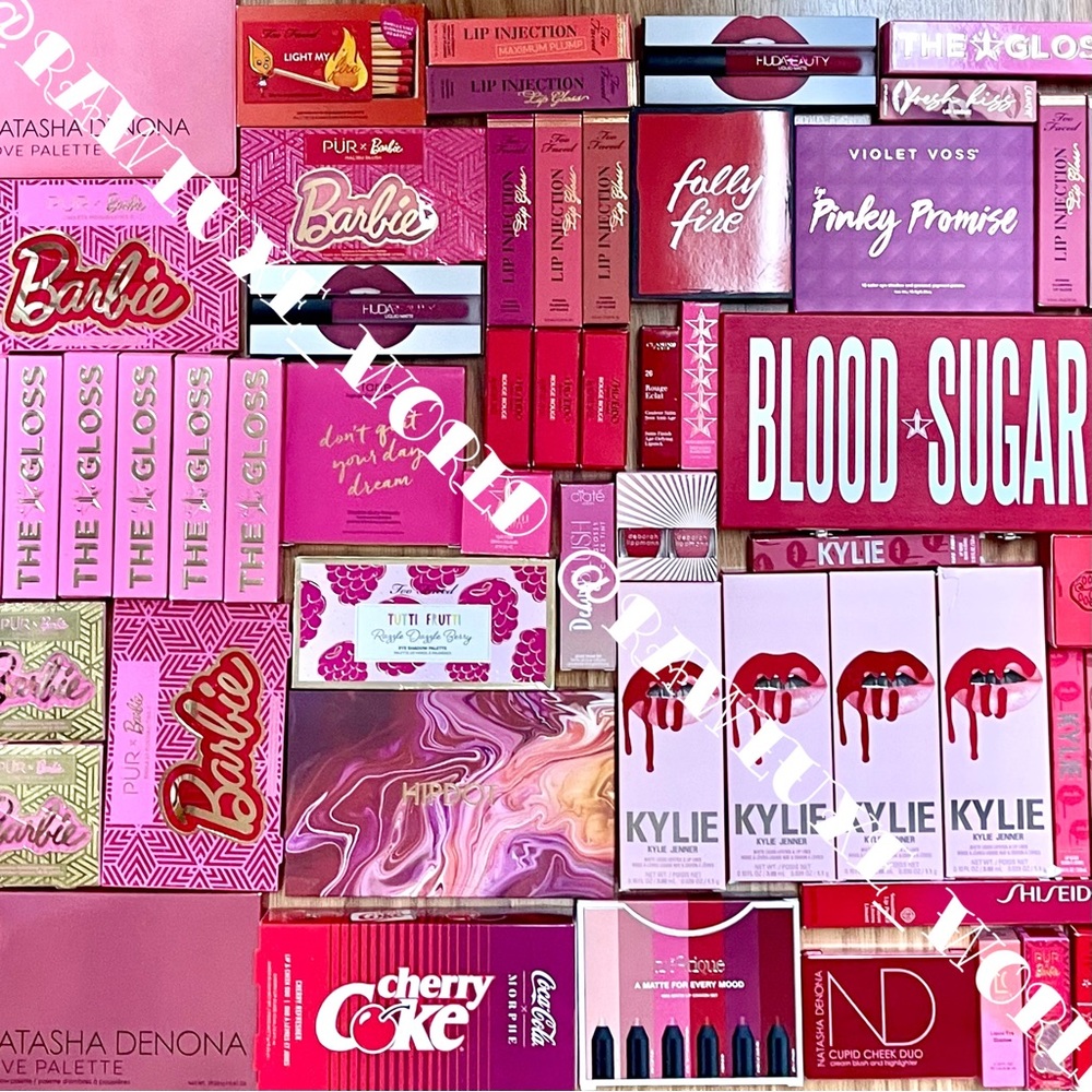 THE BIGGEST BEST HIGH-END LUXURY MYSTERY MAKEUP BOX • NOW 3X MSRP LIMITED TIME
